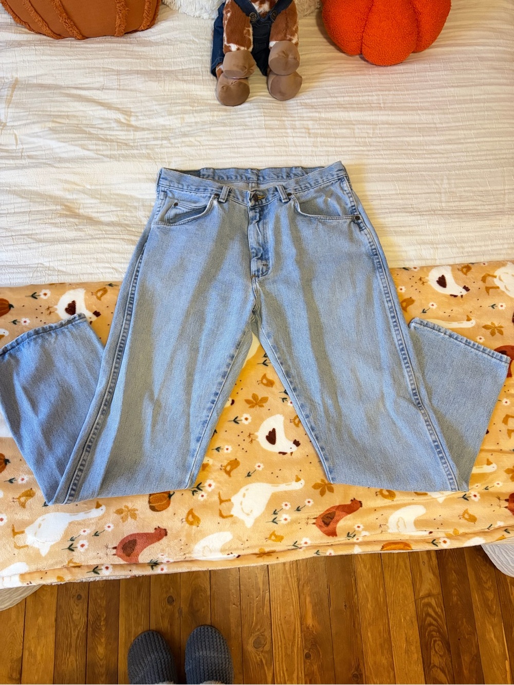 Wrangler Light Blue Men's Straight-Leg Jeans